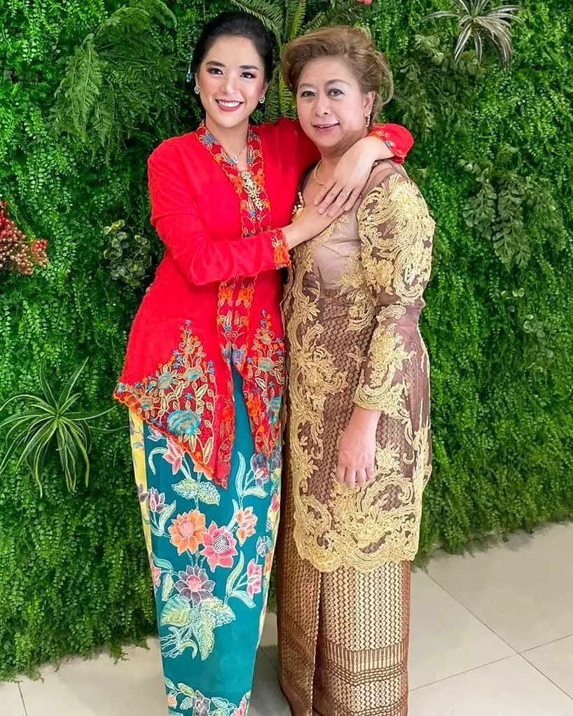 Momen lamaran Michelle Wanda Layangan Putus © Instagram Momen lamaran Michelle Wanda Layangan Putus © Instagram