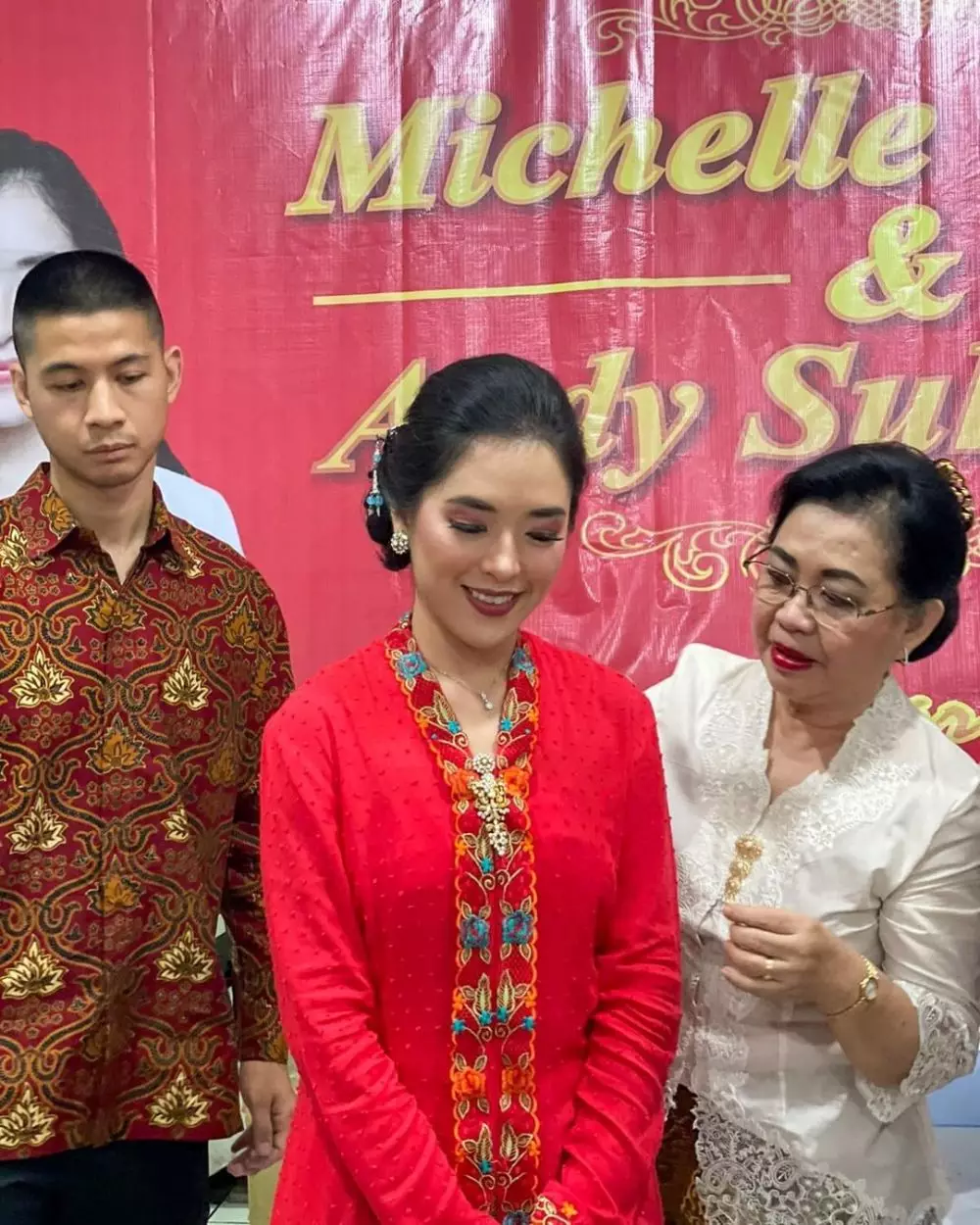 Momen lamaran Michelle Wanda Layangan Putus © Instagram Momen lamaran Michelle Wanda Layangan Putus © Instagram