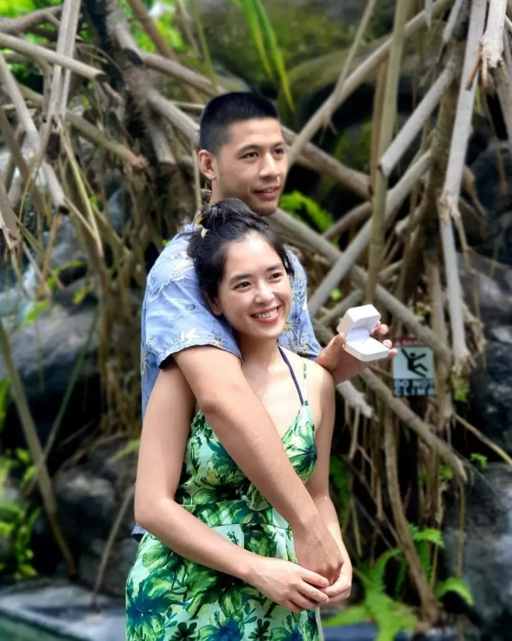 Michelle Wanda 'Layangan Putus' dan tunangan © Instagram