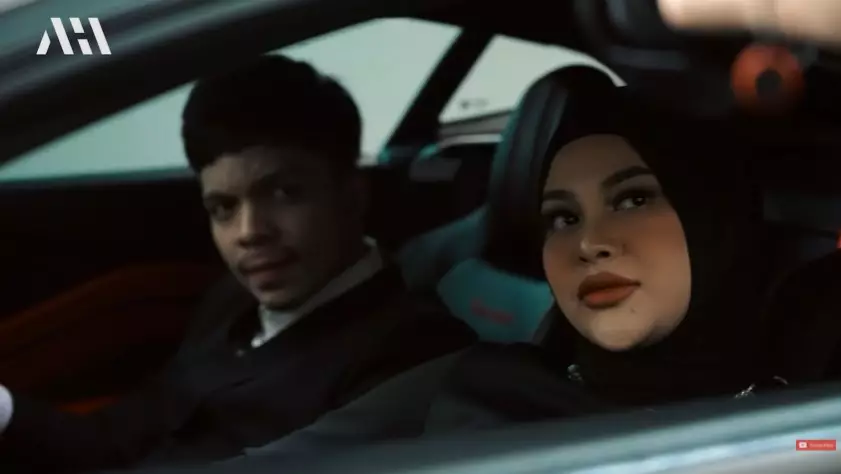 momen Aurel Atta jalani maternity shoot terbaru © YouTube