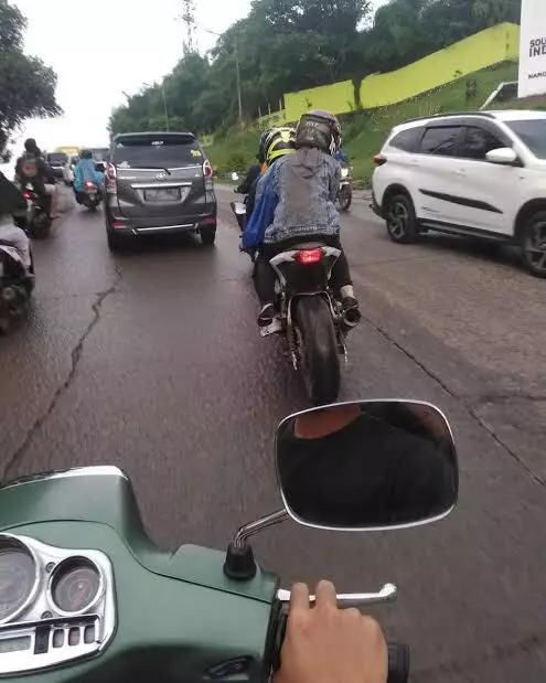 pengen romantis malah jadi gagal © 1cak.com pengen romantis malah jadi gagal © 1cak.com