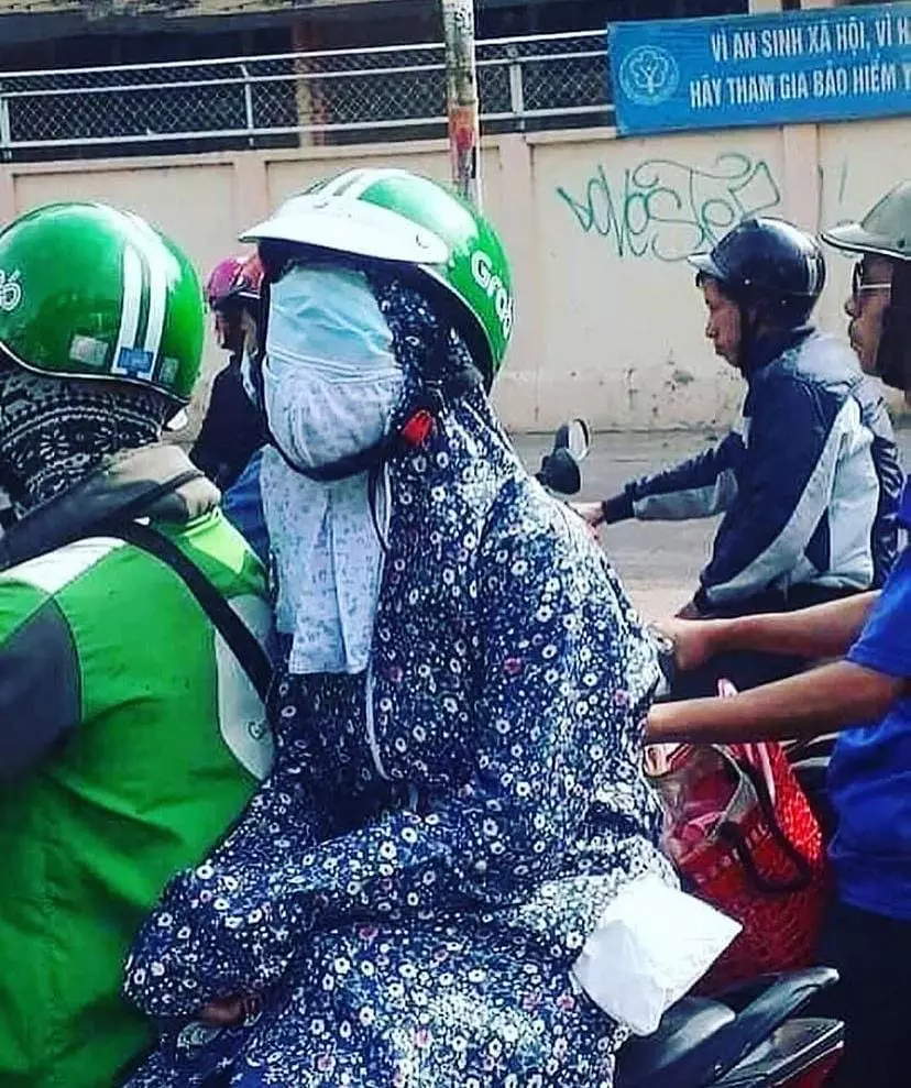 potret kocak gaya penumpang ojek online © 2022 berbagai sumber potret kocak gaya penumpang ojek online © 2022 berbagai sumber