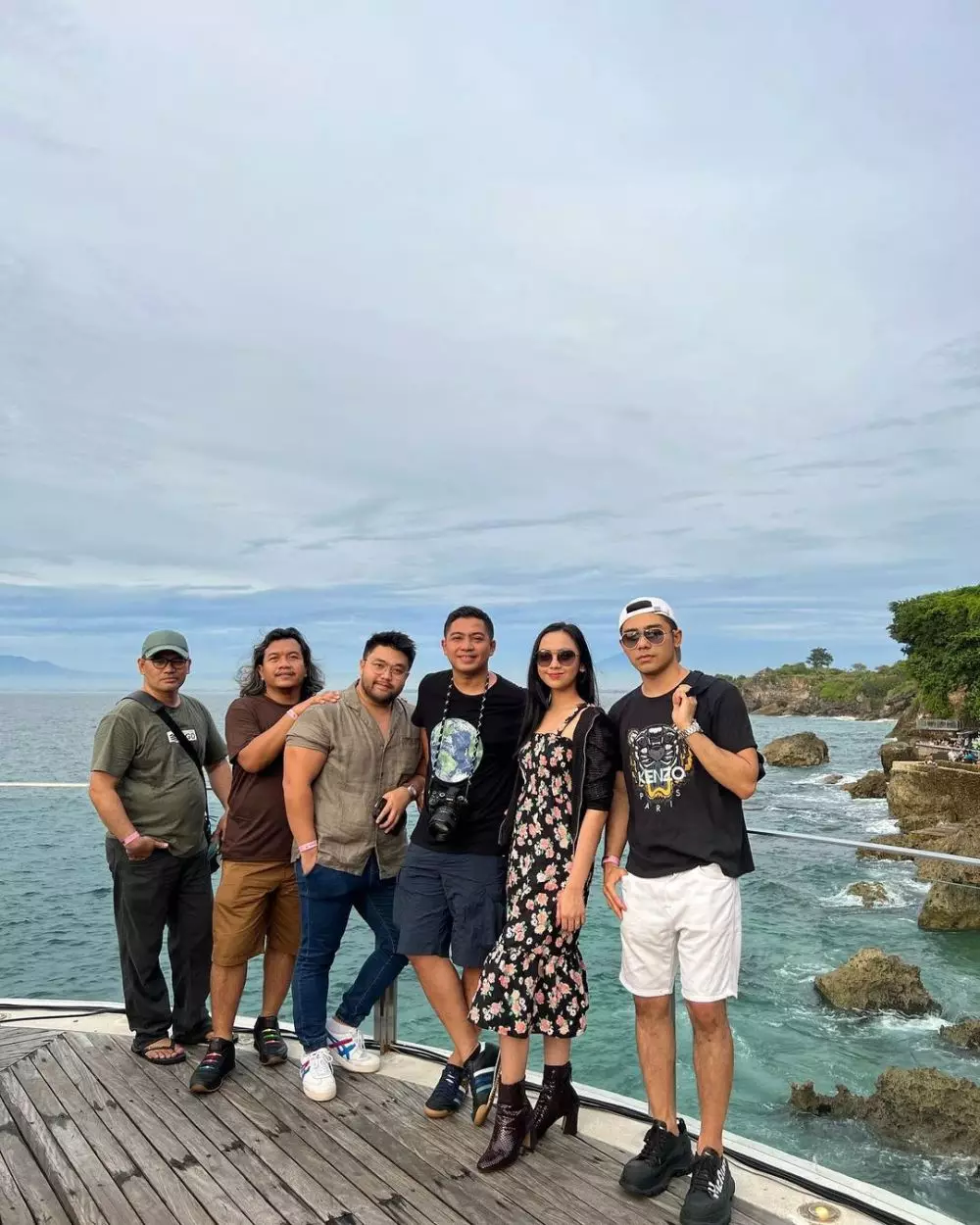 momen mesra Lyodra Ginting dan Riza Syah © Instagram