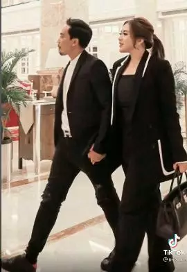 Maharani Kemala & Dewa Gede dari pacaran hingga jadi crazy rich  © 2022 Instagram  Maharani Kemala & Dewa Gede dari pacaran hingga jadi crazy rich  © 2022 Instagram