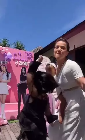 momen Alice Norin rayakan ulang tahun anak © Instagram