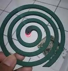 potret lucu melawan normal © berbagai sumber