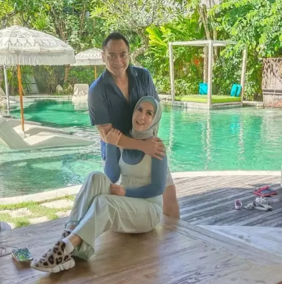 Venna Melinda dan Ferry Irawan di Bali © Instagram