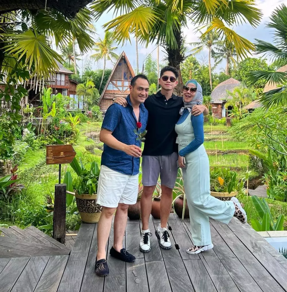 Venna Melinda dan Ferry Irawan di Bali © Instagram