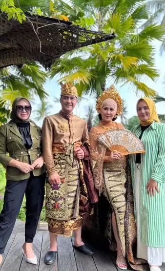 Venna Melinda dan Ferry Irawan di Bali © Instagram