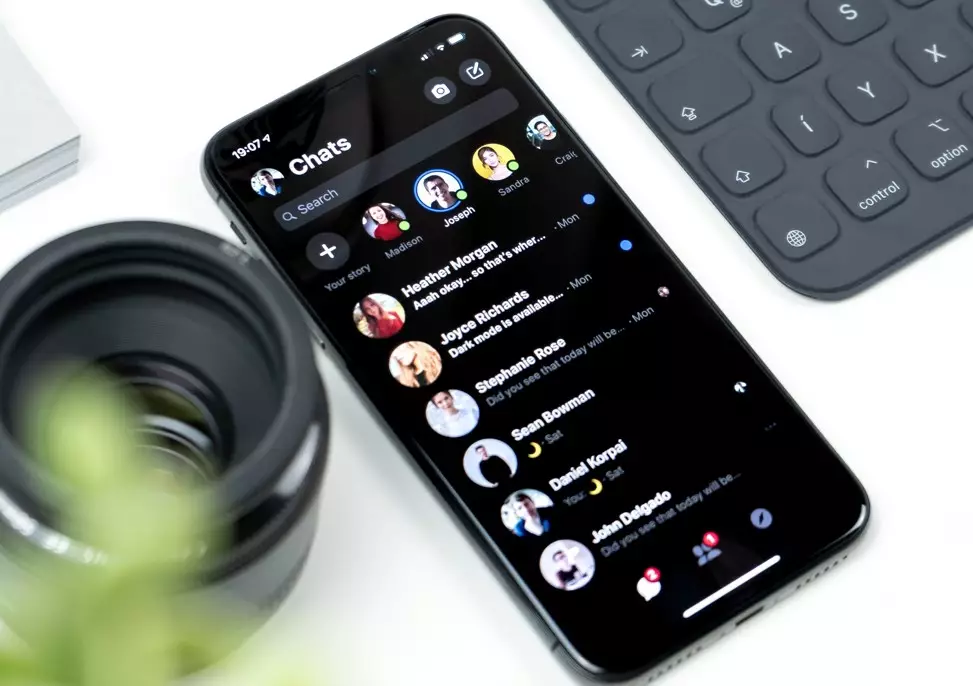 Cara download video di Facebook Messenger © 2022 brilio.net