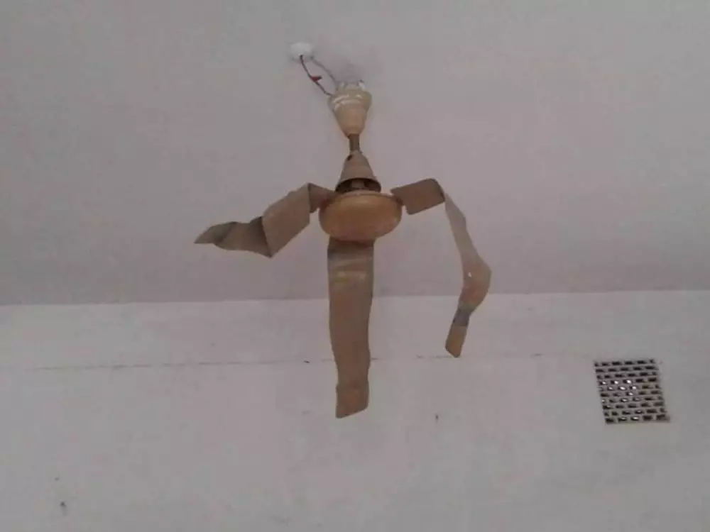 maksa pakai barang rusak © berbagai sumber