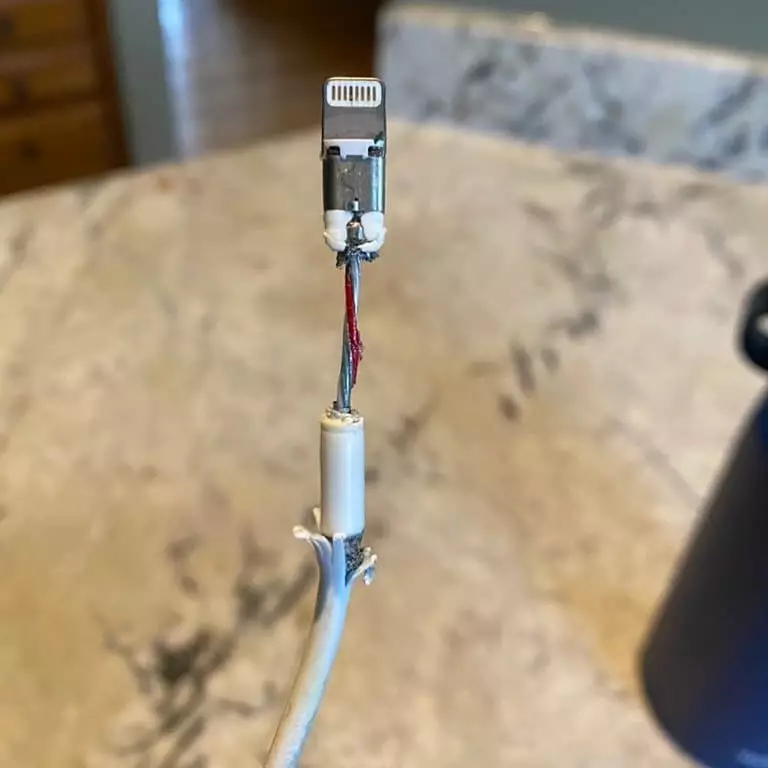 maksa pakai barang rusak © berbagai sumber