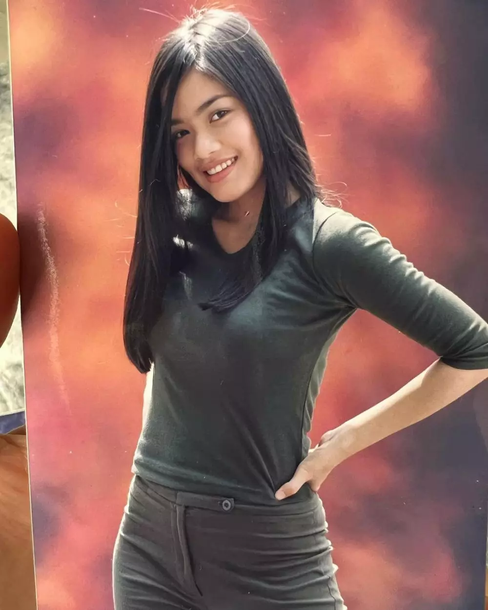 Titi Kamal unggah potret jadul 1998 Instagram