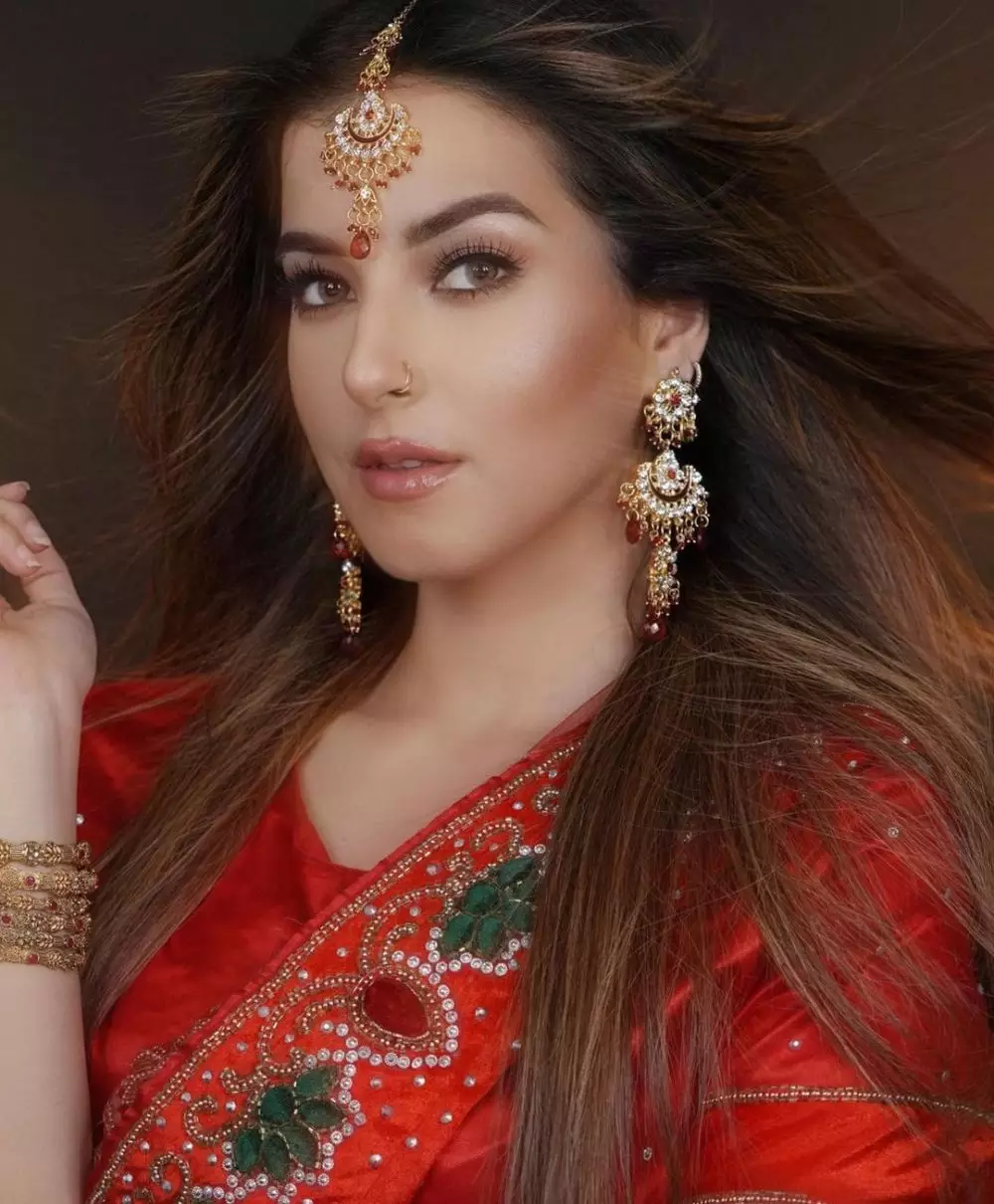 Tasya Farasya tiru tokoh dunia © Instagram