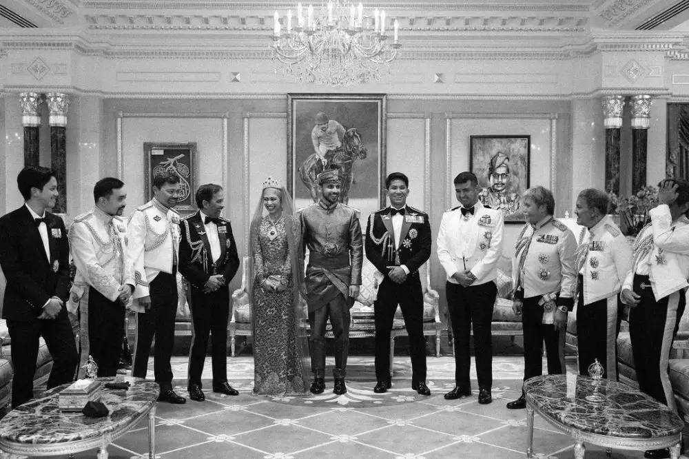 Pangeran Mateen di royal wedding kakak © Instagram Pangeran Mateen di royal wedding kakak © Instagram