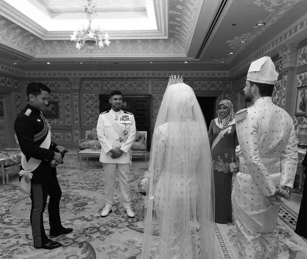 Pangeran Mateen di royal wedding kakak © Instagram Pangeran Mateen di royal wedding kakak © Instagram