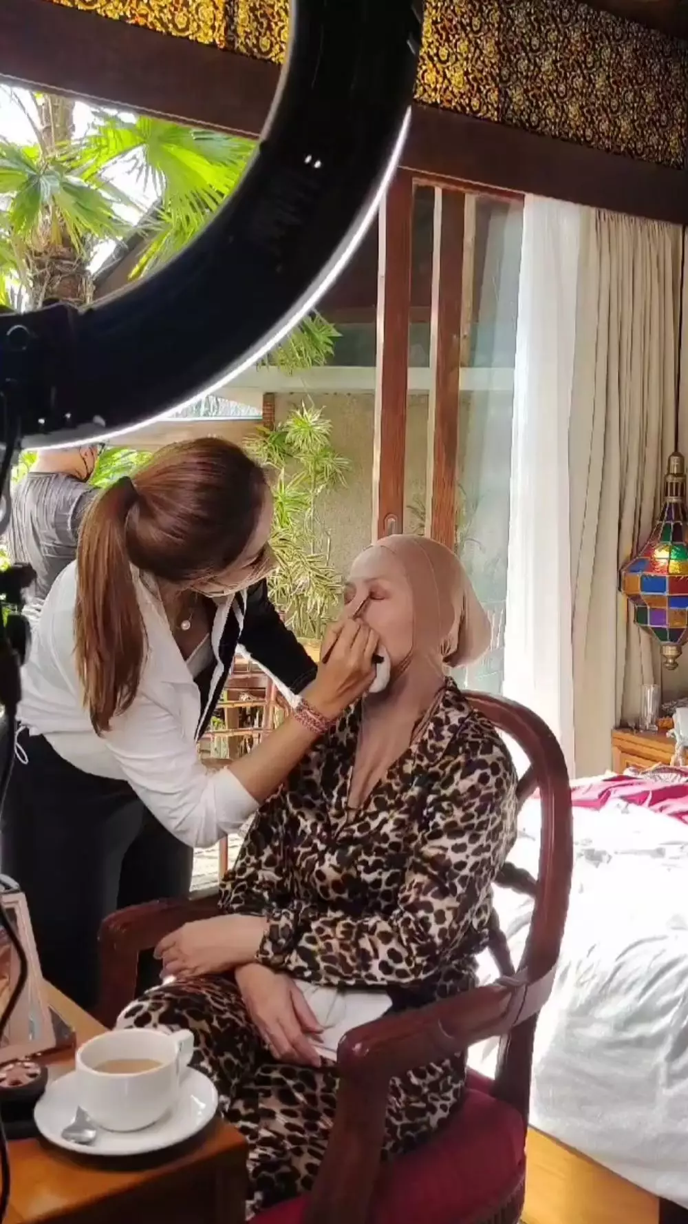 Venna Melinda pakai adat Bali Berbagai sumber Venna Melinda pakai adat Bali Berbagai sumber