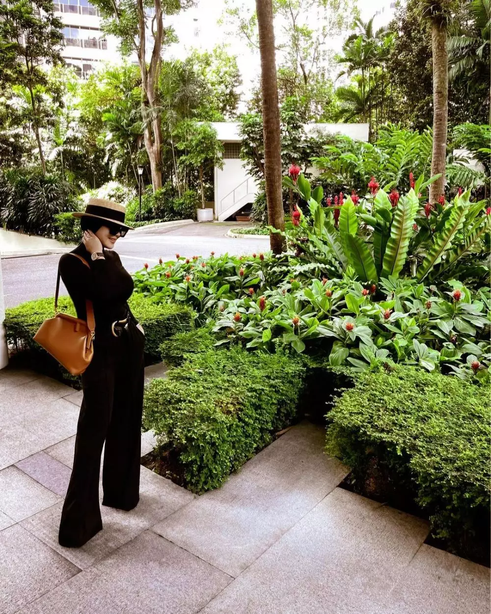 Penampilan terbaru Syahrini disebut langsing Instagram/@princessyahrini Penampilan terbaru Syahrini disebut langsing Instagram/@princessyahrini