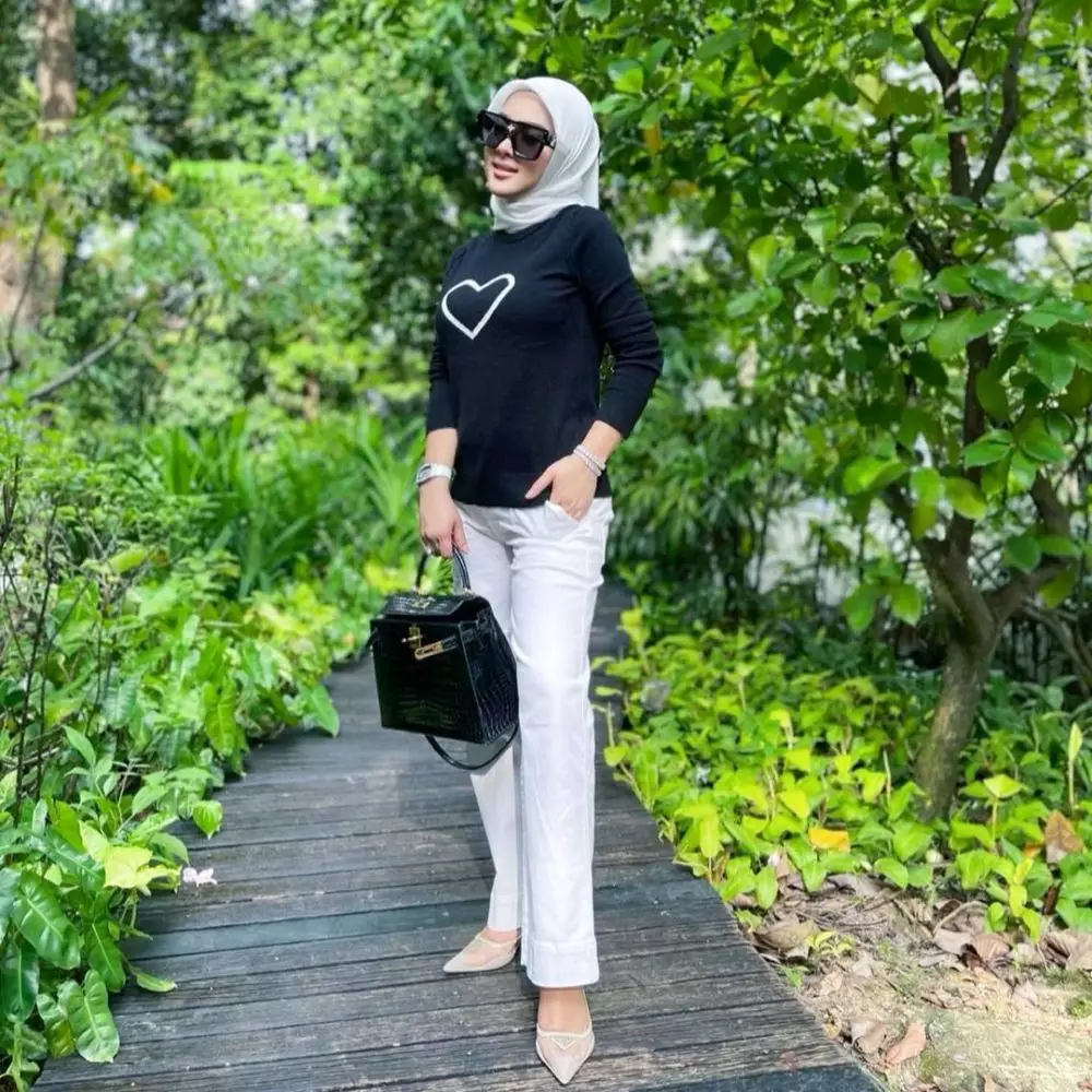Penampilan terbaru Syahrini disebut langsing Instagram/@princessyahrini Penampilan terbaru Syahrini disebut langsing Instagram/@princessyahrini