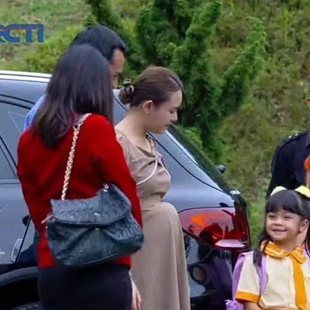 Christ Laurent sindir Amanda Manopo Berbagai sumber