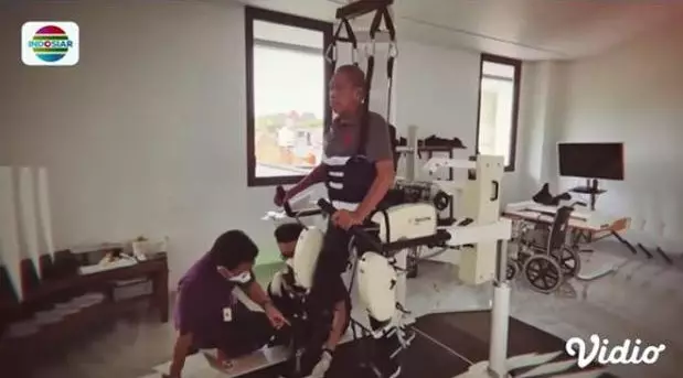 kondisi Tukul dijenguk Andre Berbagai sumber