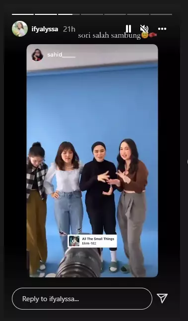 momen reuni Girlband Blink Instagram momen reuni Girlband Blink Instagram