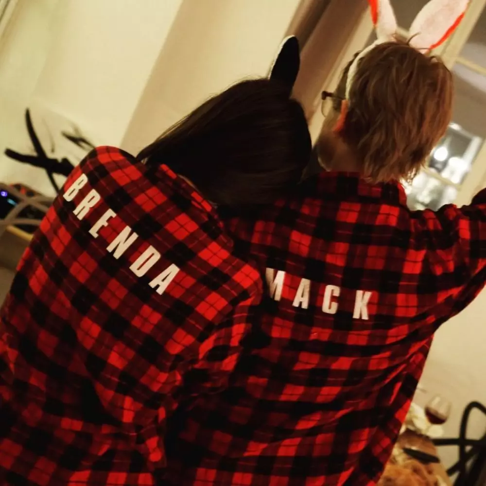 potret mesra Macaulay Culkin & Brenda Song jarang tersorot Instagram potret mesra Macaulay Culkin & Brenda Song jarang tersorot Instagram