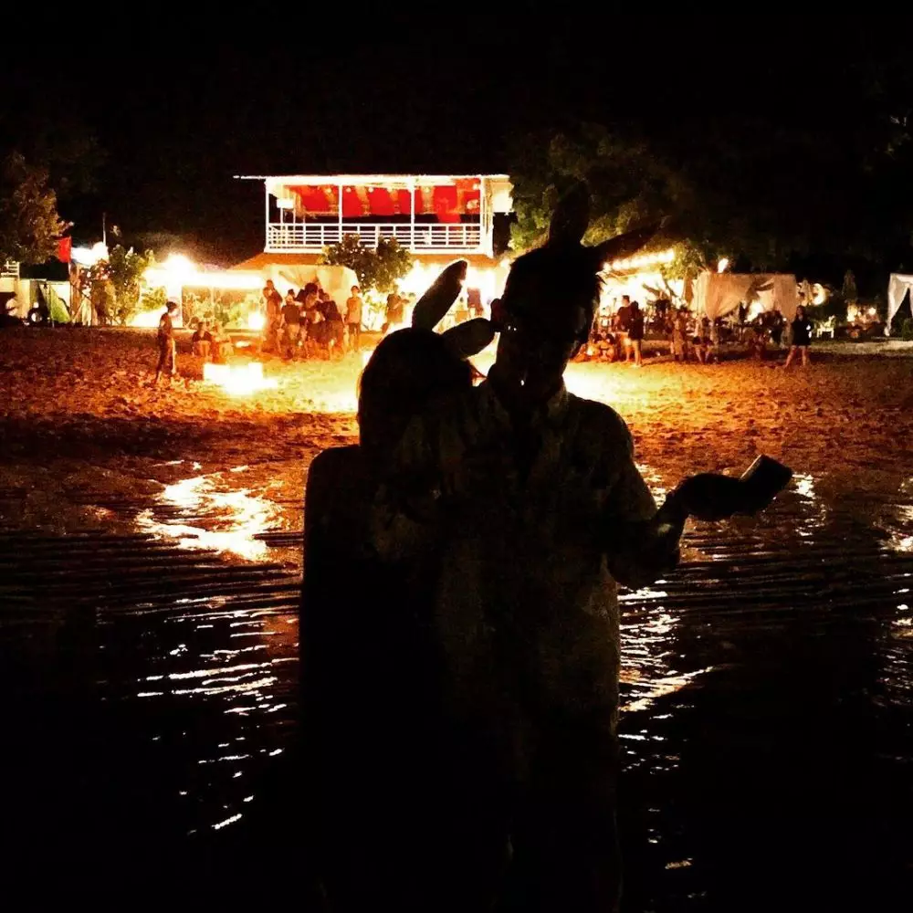 potret mesra Macaulay Culkin & Brenda Song jarang tersorot Instagram potret mesra Macaulay Culkin & Brenda Song jarang tersorot Instagram