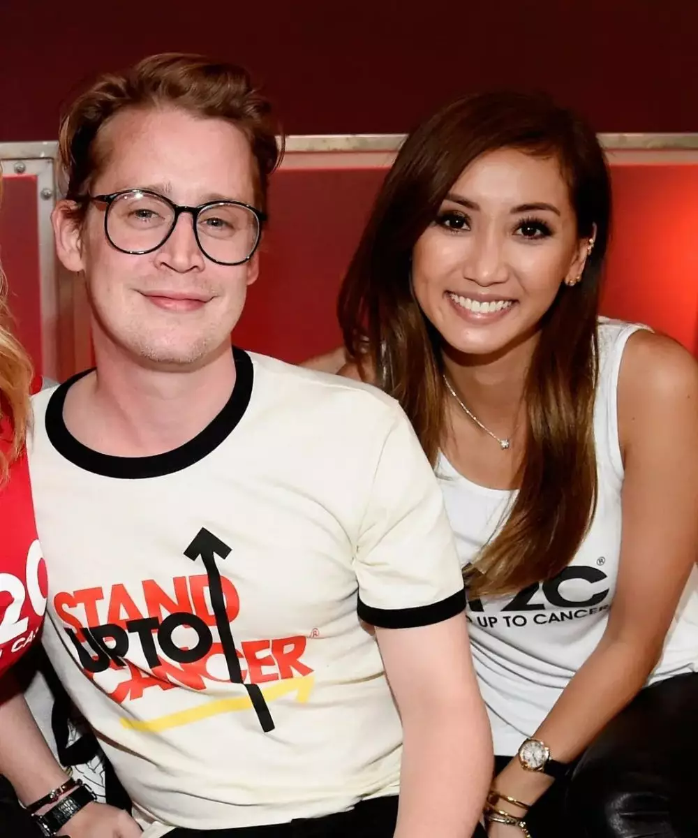 potret mesra Macaulay Culkin & Brenda Song jarang tersorot Instagram potret mesra Macaulay Culkin & Brenda Song jarang tersorot Instagram
