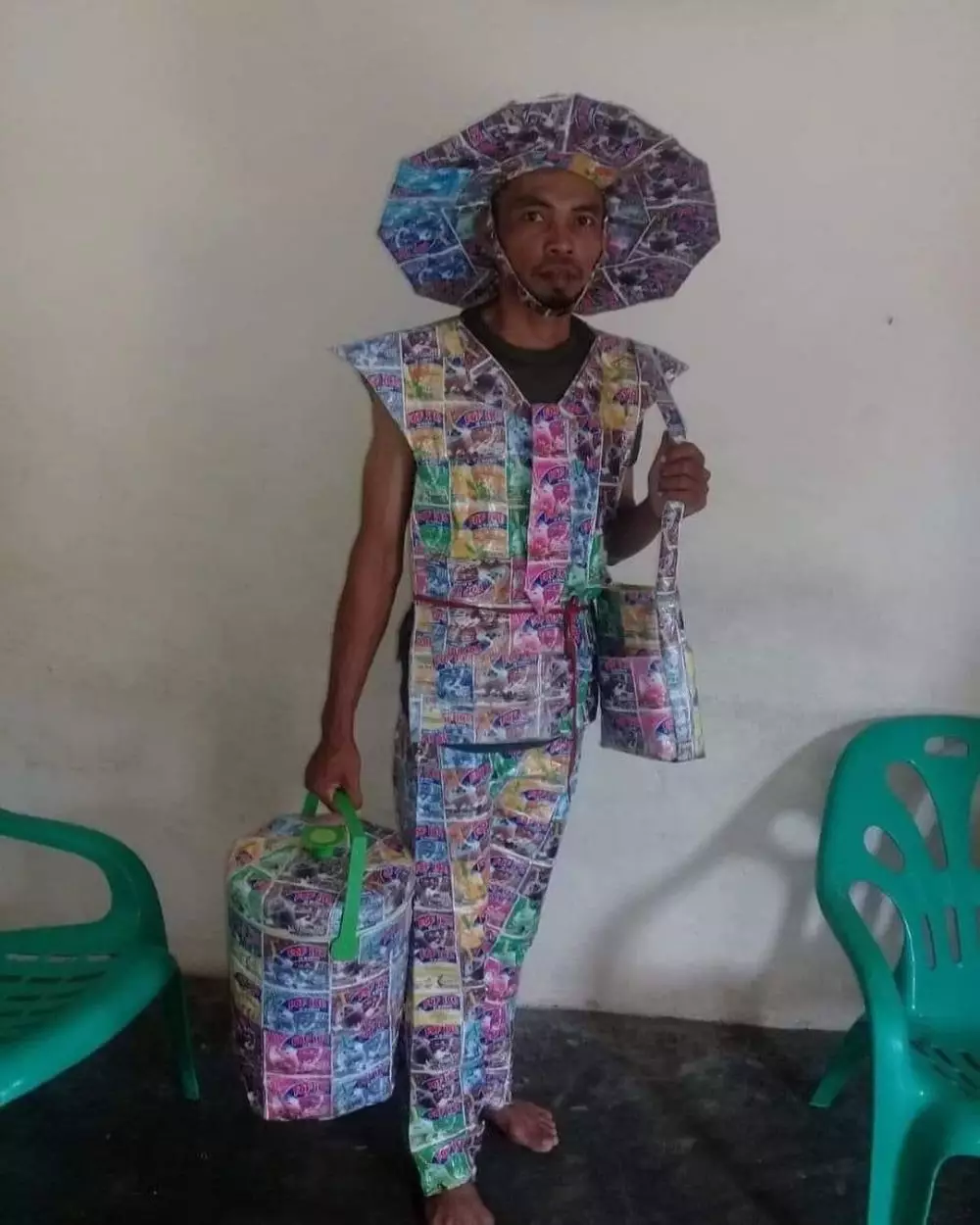 potret kocak orang pakai outif nyeleneh © 2022 berbagai sumber 