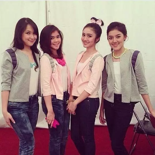 potret lawas girlband Blink © berbagai sumber