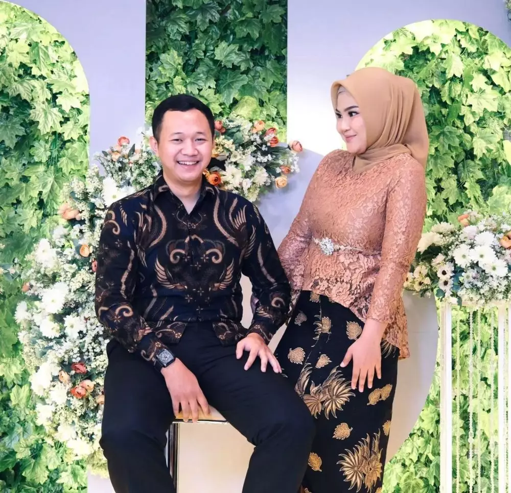 Potret terbaru Rosa Meldianti dan kekasih © Instagram Potret terbaru Rosa Meldianti dan kekasih © Instagram