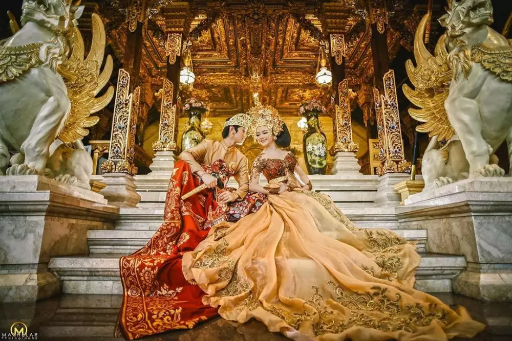 Prewedding seleb pakai adat Bali © Instagram