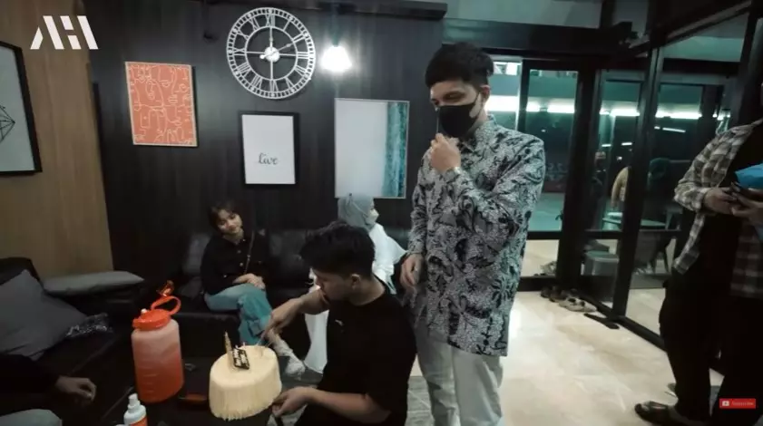 Momen ulang tahun Thariq Halilintar ke-23 © berbagai sumber