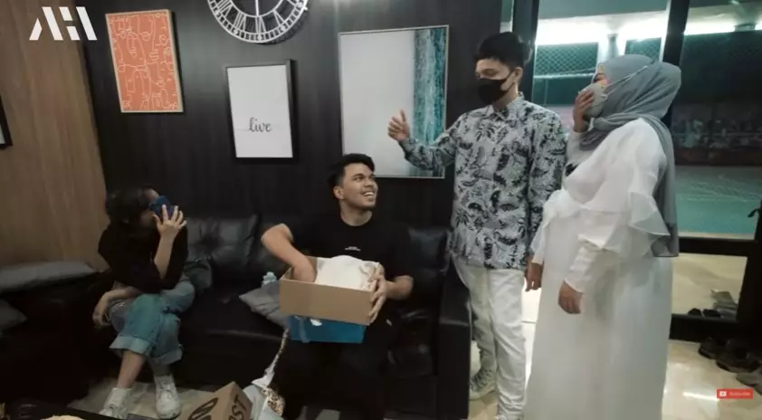 Momen ulang tahun Thariq Halilintar ke-23 © berbagai sumber