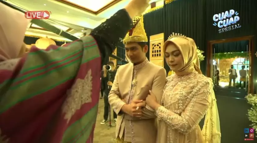 Momen ngunduh mantu Ria Ricis © berbagai sumber