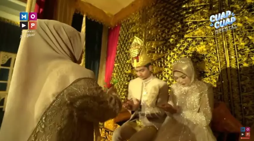 Momen ngunduh mantu Ria Ricis © berbagai sumber