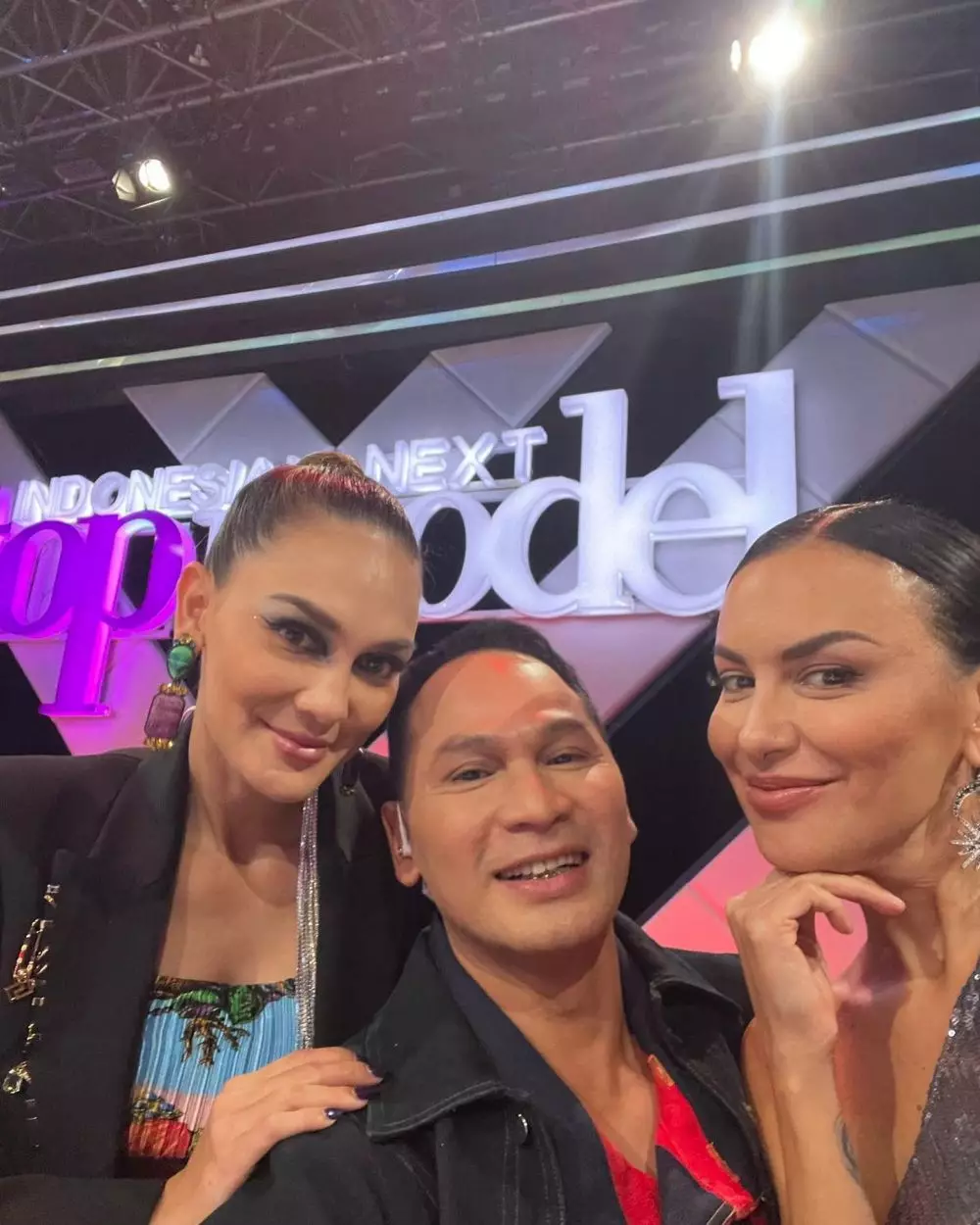 potret luna maya dan sophia latjuba © Instagram potret luna maya dan sophia latjuba © Instagram