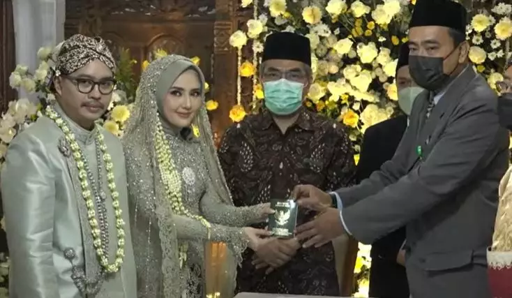 akad nikah Rara Nawangsih © YouTube akad nikah Rara Nawangsih © YouTube