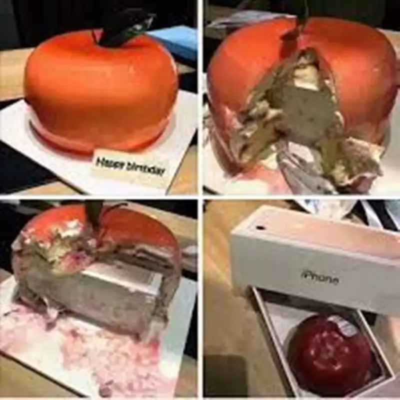 momen ada hadiah di makanan lucu © 1cak.com momen ada hadiah di makanan lucu © 1cak.com