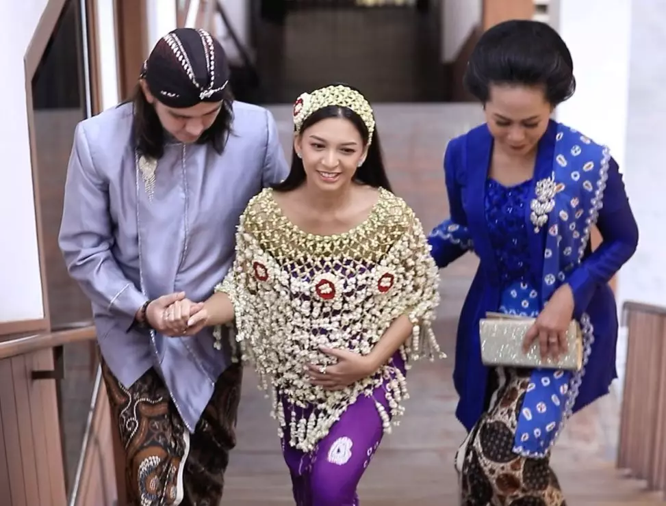 tujuh bulanan Kinan TMTM Berbagai sumber tujuh bulanan Kinan TMTM Berbagai sumber