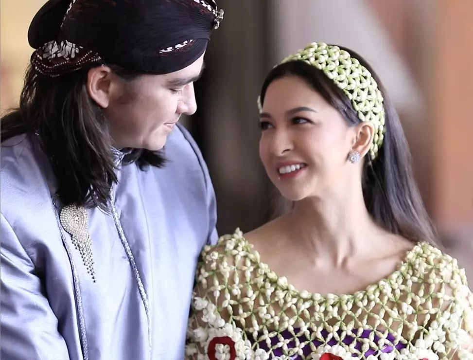 tujuh bulanan Kinan TMTM Berbagai sumber tujuh bulanan Kinan TMTM Berbagai sumber