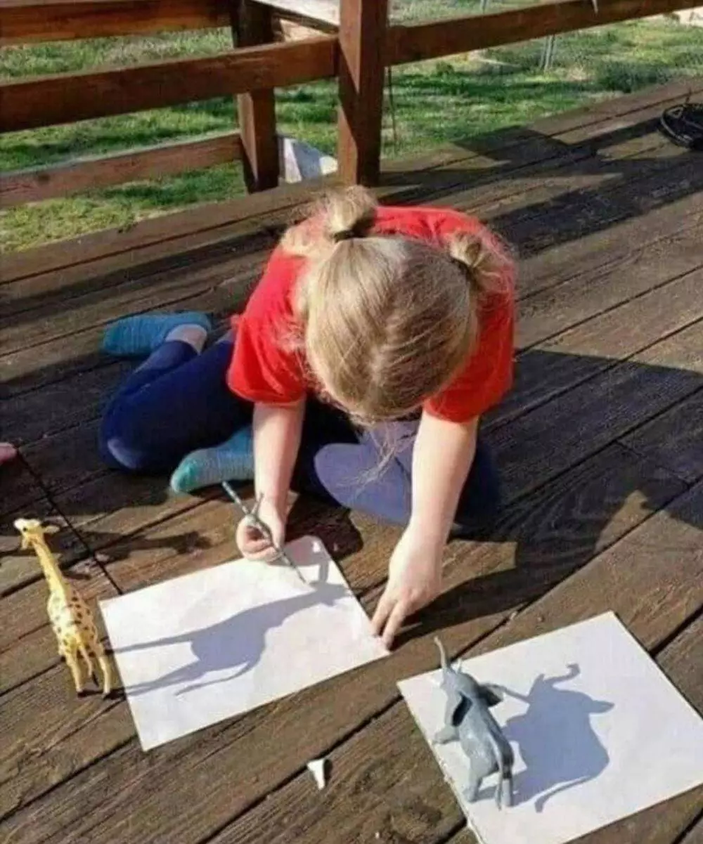 cara nyeleneh menjiplak gambar lucu © Instagram