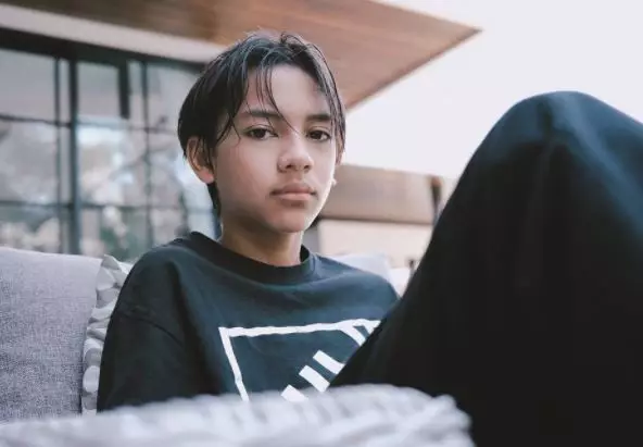 potret terbaru Jason Deandra putra Nana Mirdad © berbagai sumber