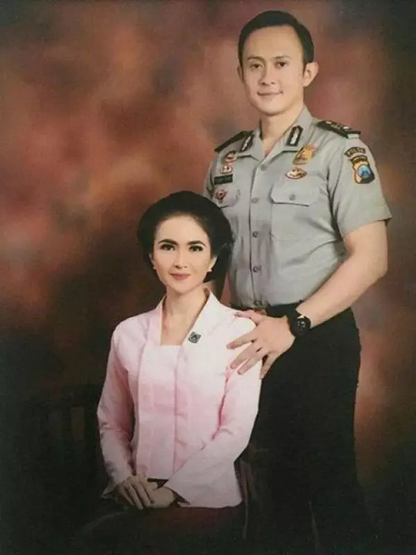 potret awal karier artis jadi istri polisi Instagram