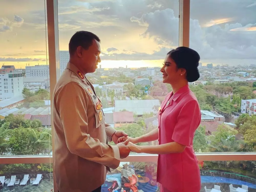 potret awal karier artis jadi istri polisi Instagram