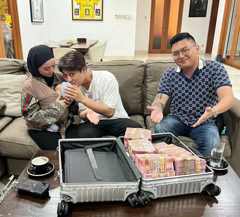 kado baby Leslar Berbagai sumber