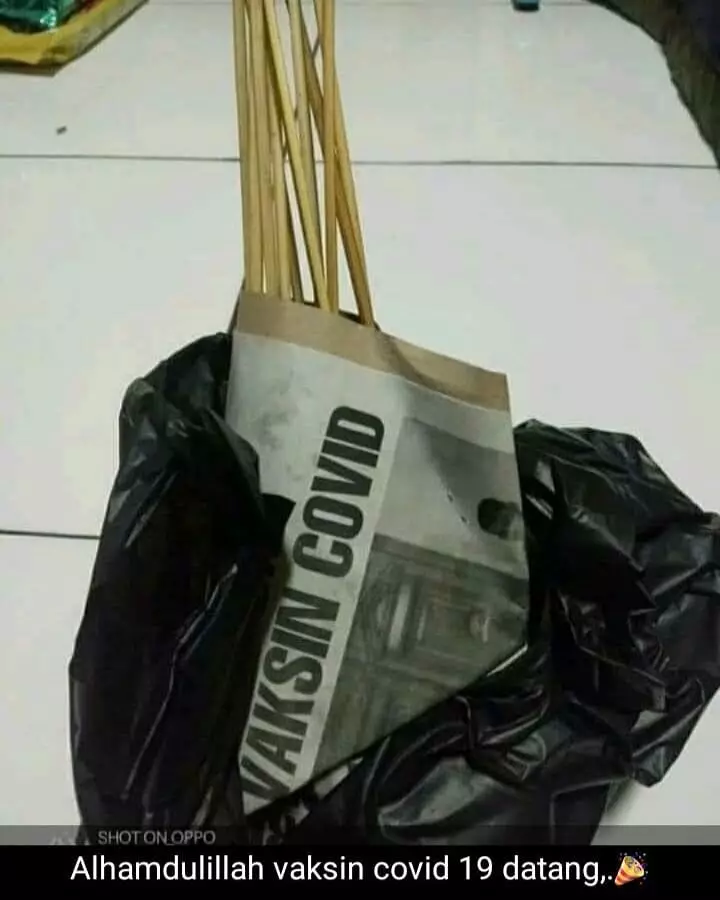 momen orang beli nasi bungkus lucu © berbagai sumber momen orang beli nasi bungkus lucu © berbagai sumber