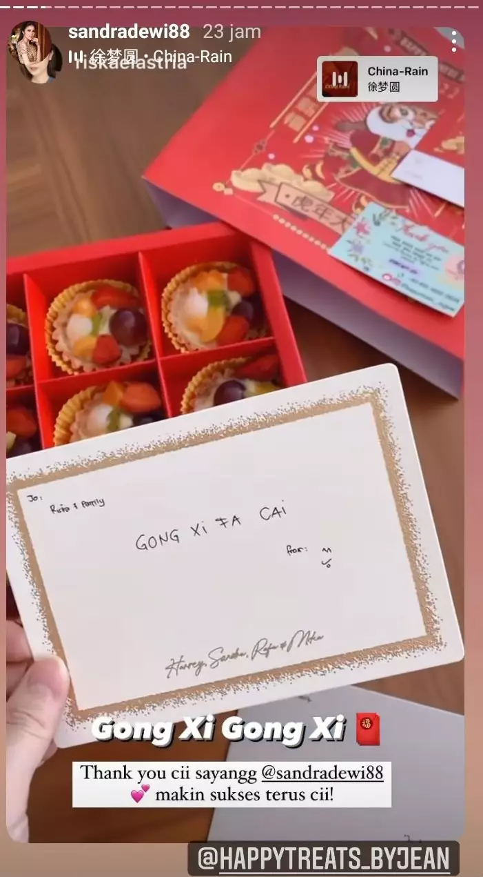 Hampers imlek seleb Berbagai sumber