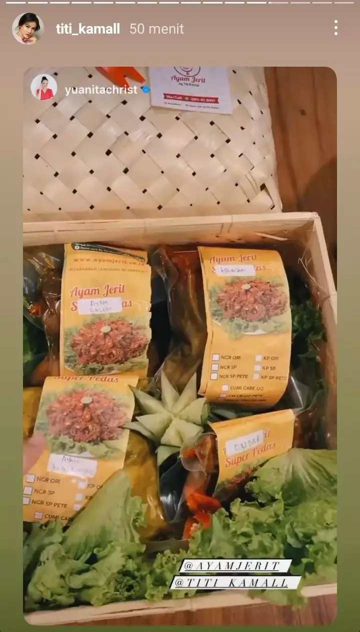 Hampers imlek seleb Berbagai sumber